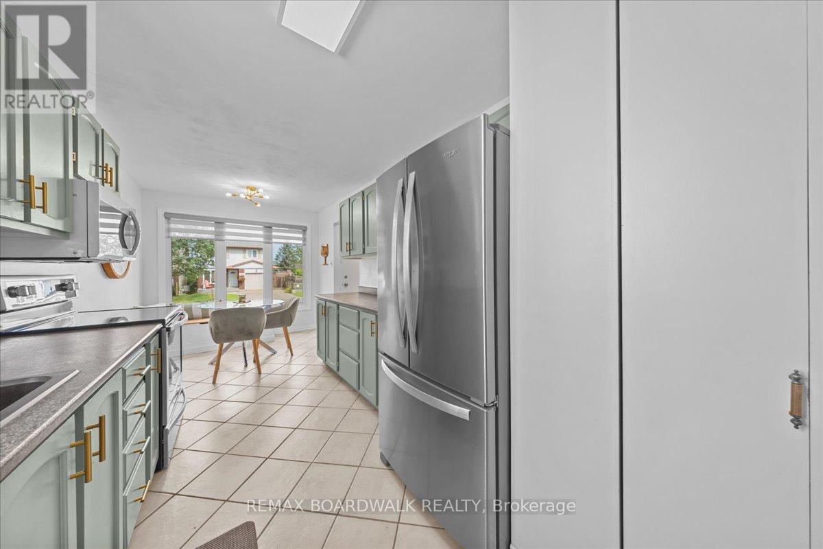 6584 Legault Street Property Photo 9