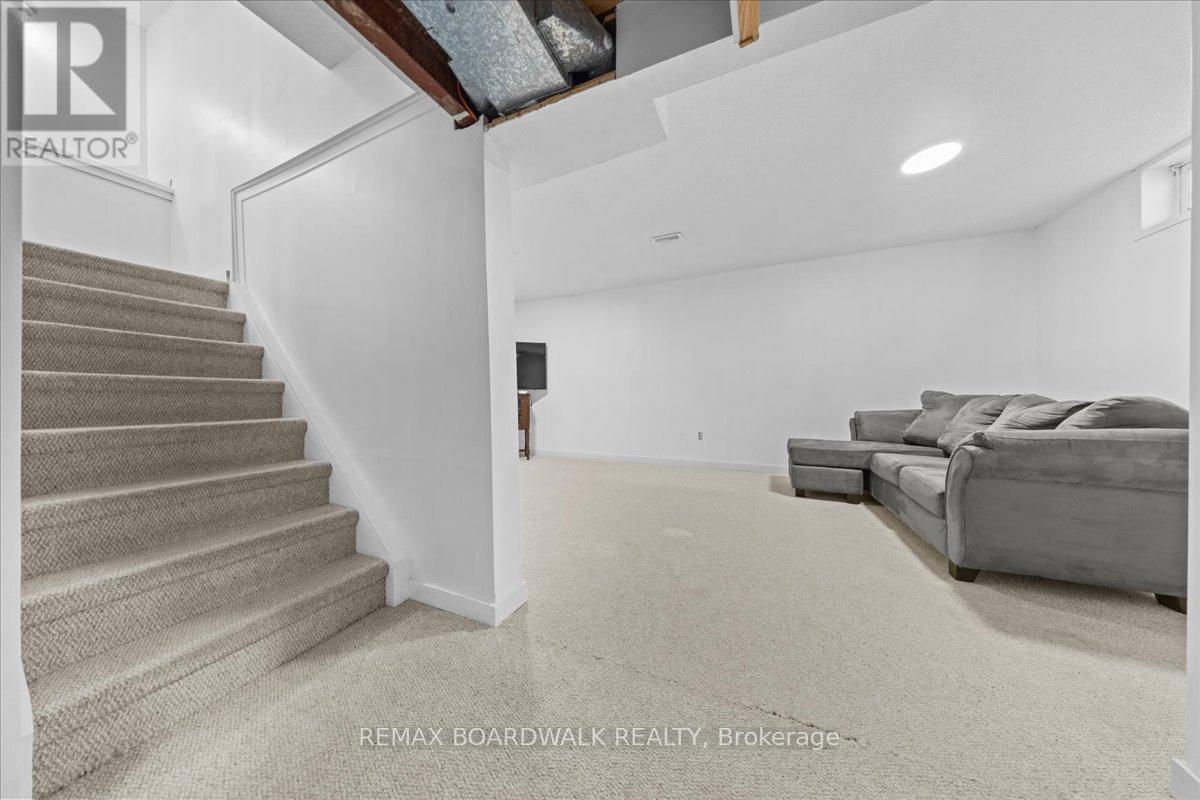 6584 Legault Street Property Photo 31