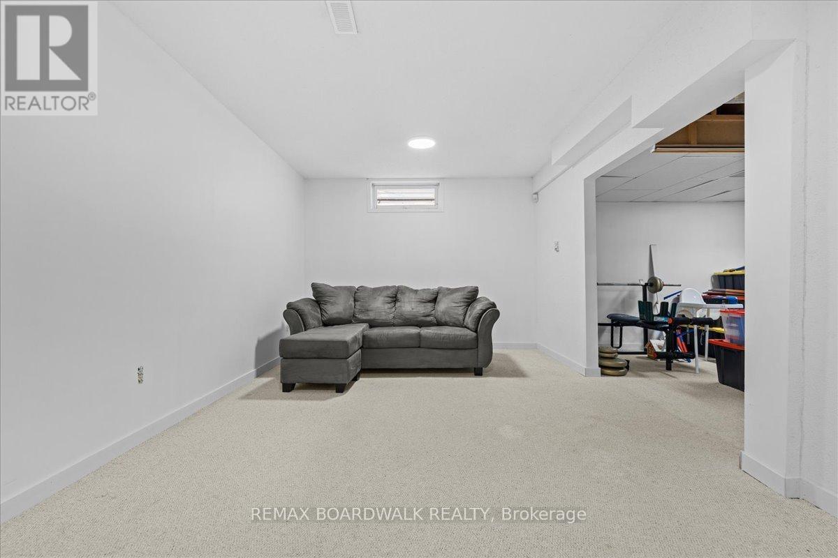 6584 Legault Street Property Photo 33