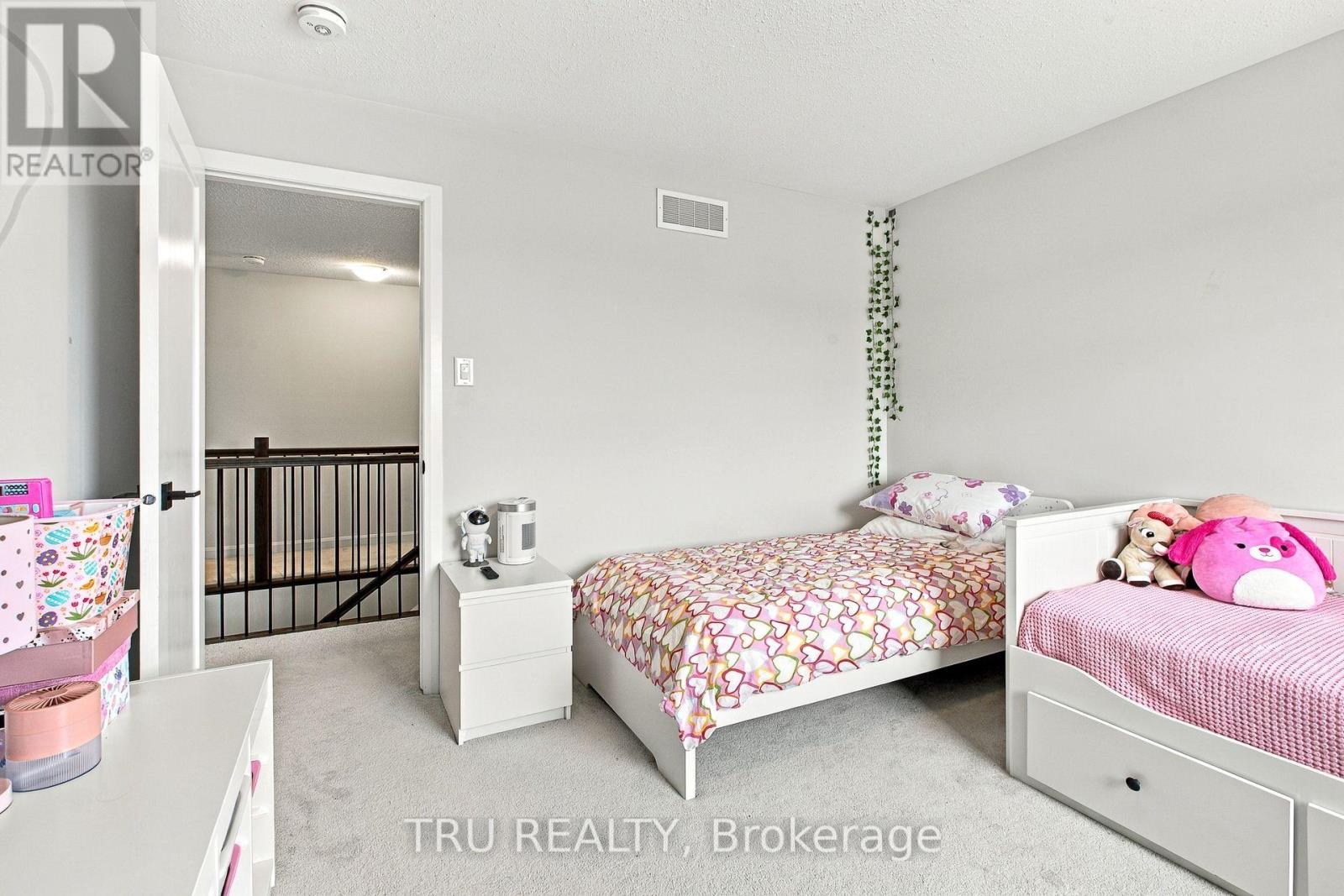 624 Galarneau Way Property Photo 27