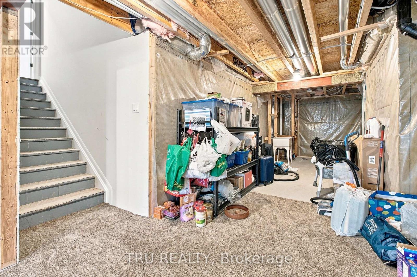 624 Galarneau Way Property Photo 36