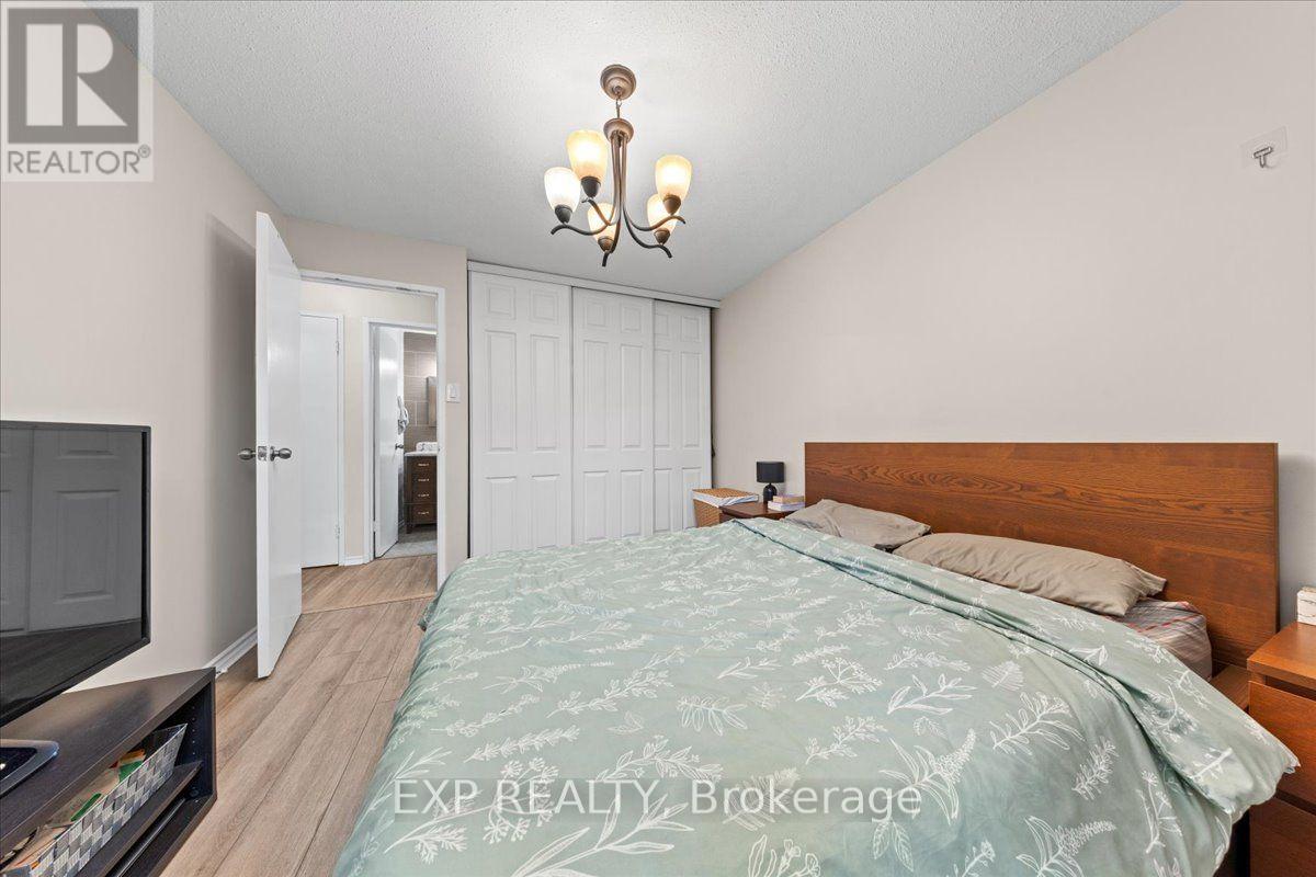 114 - 20 Chesterton Drive Property Photo 14