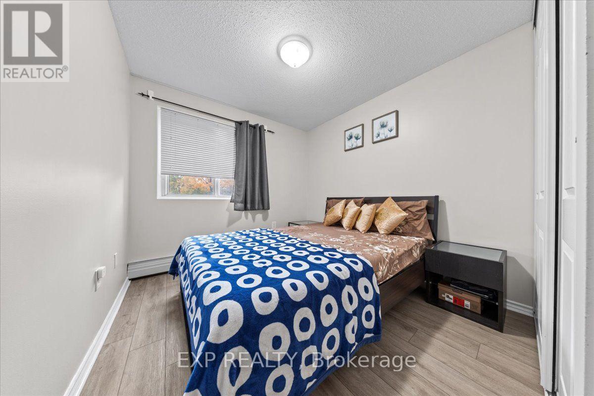 114 - 20 Chesterton Drive Property Photo 16