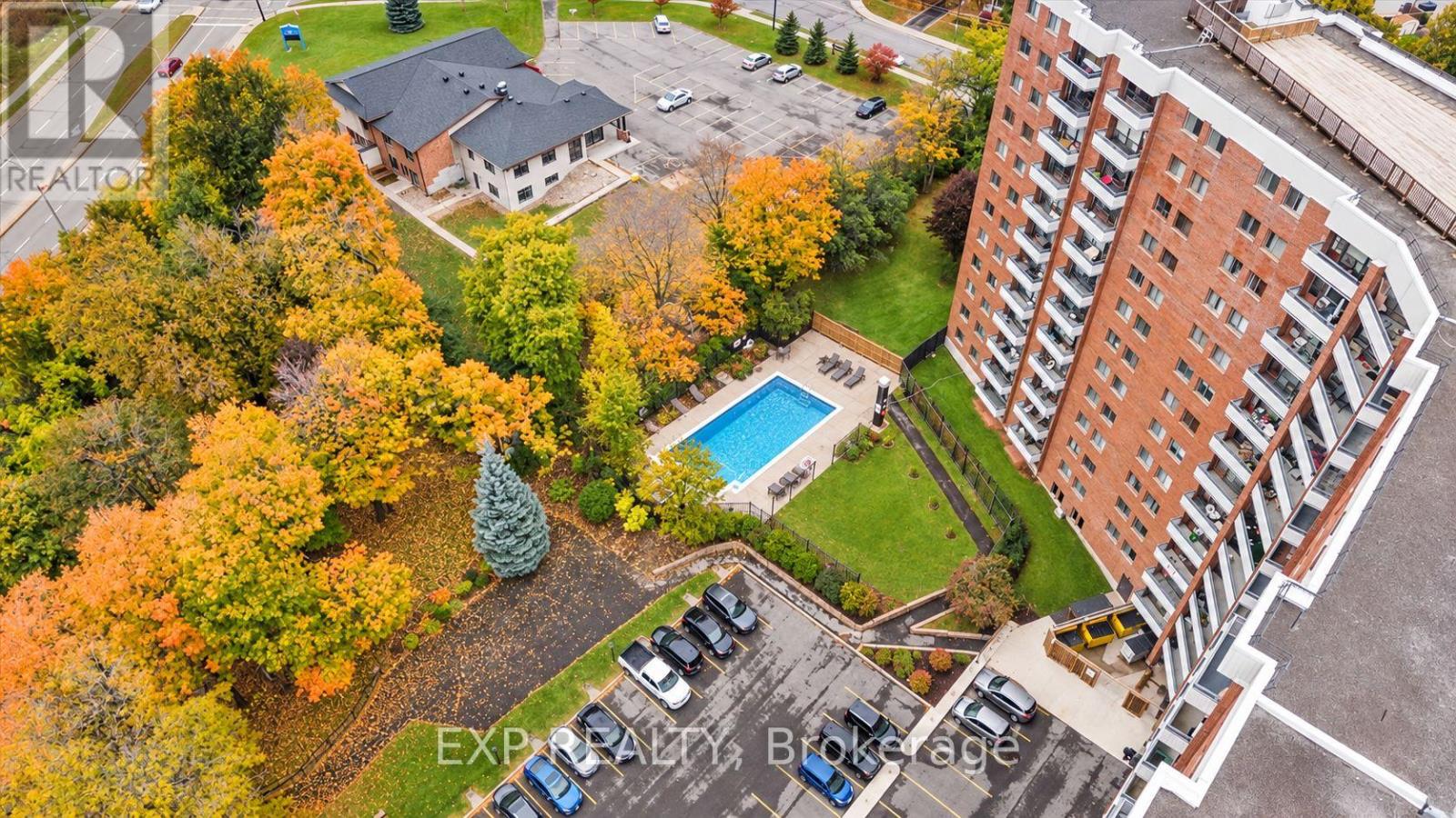 114 - 20 Chesterton Drive Property Photo 23