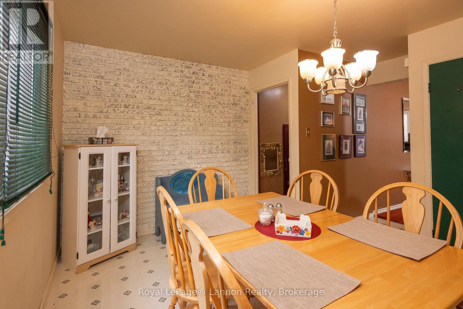134 Ashland Place Property Photo 8