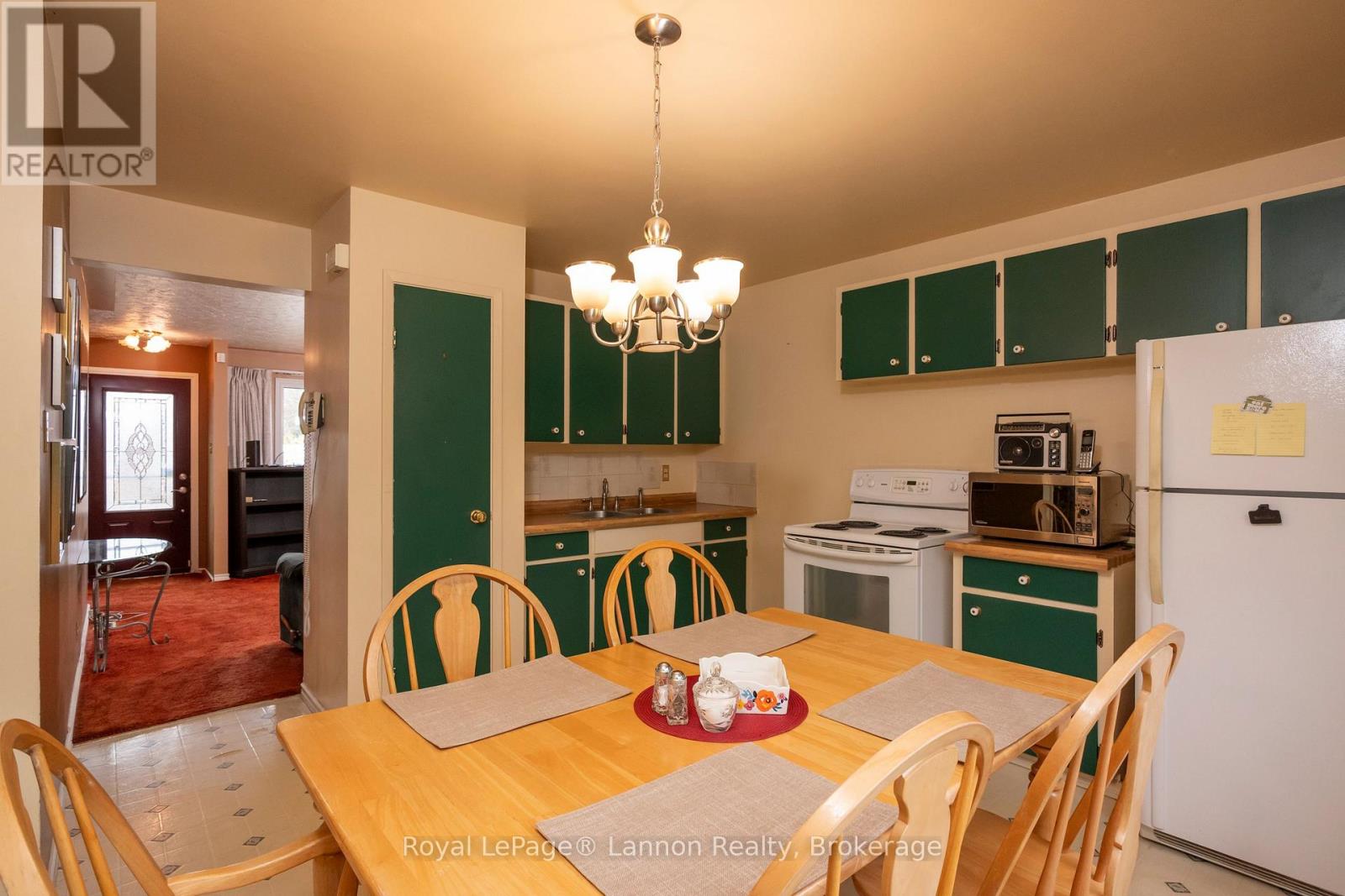 134 Ashland Place Property Photo 10
