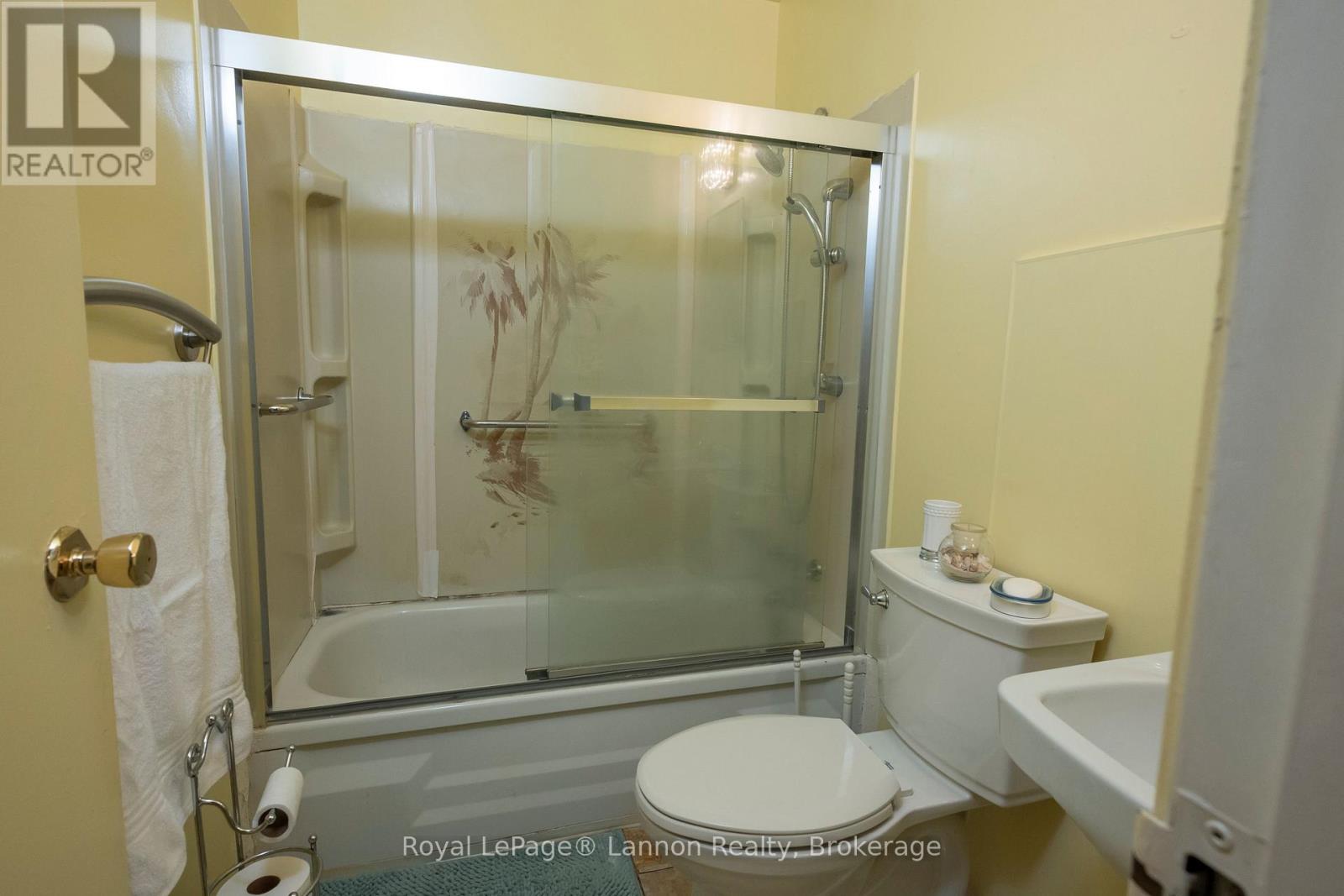134 Ashland Place Property Photo 15