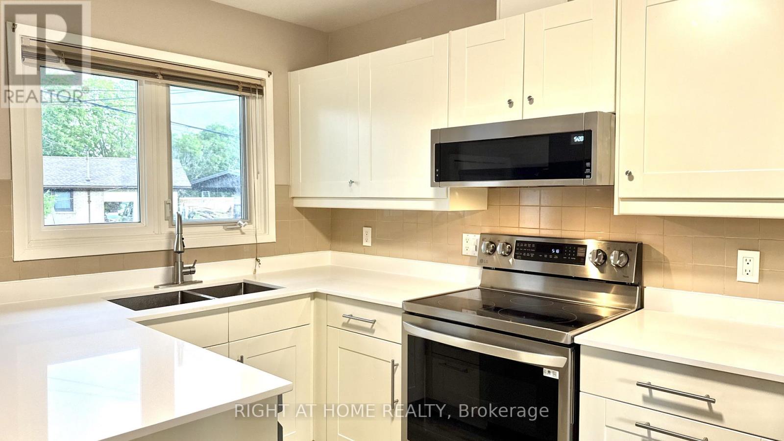 989 Goren Avenue Property Photo 13