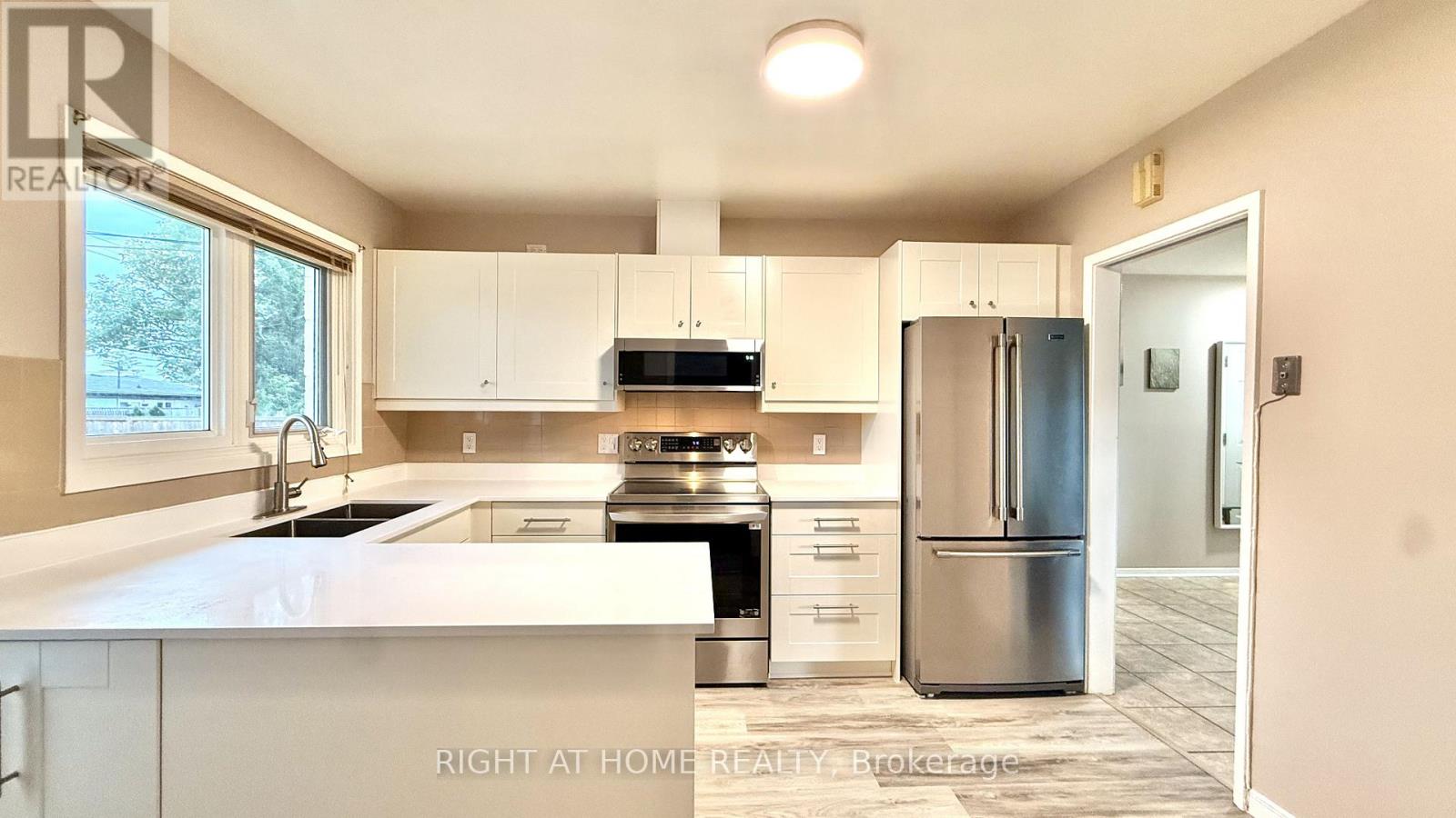 989 Goren Avenue Property Photo 14