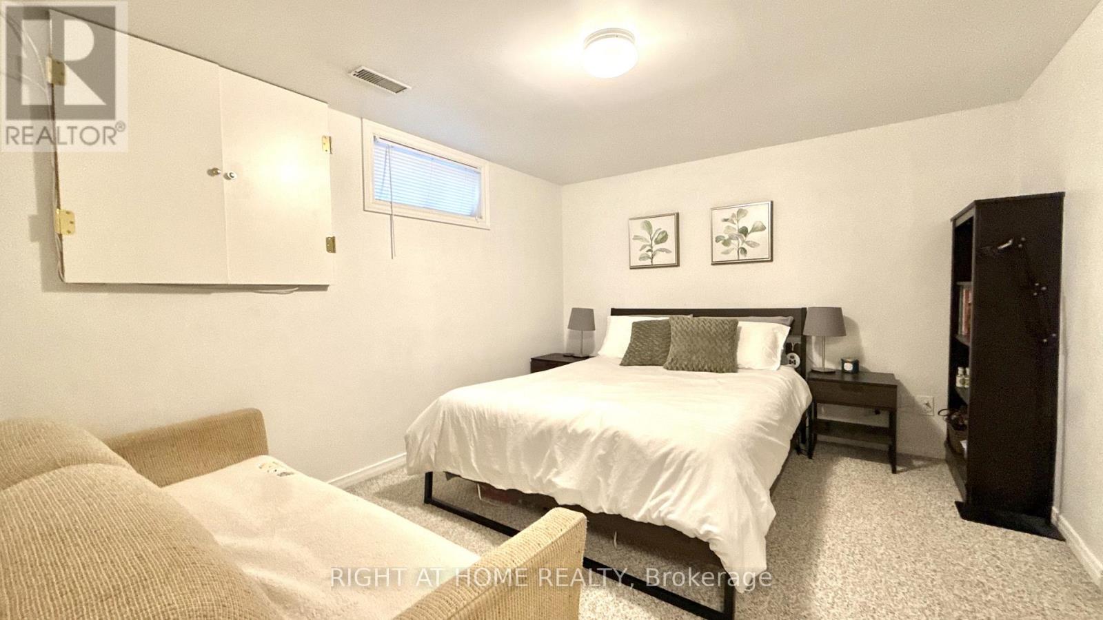 989 Goren Avenue Property Photo 21