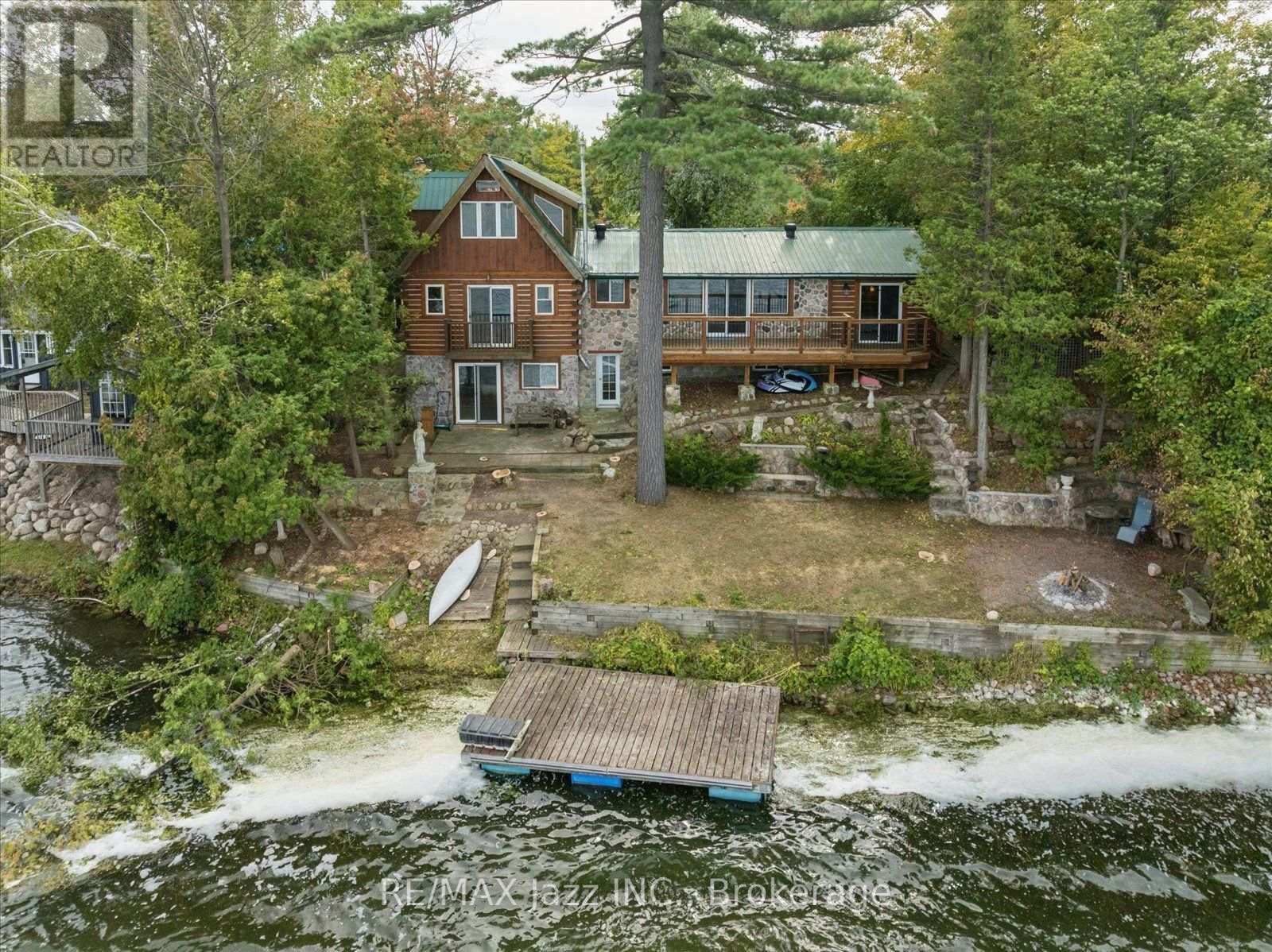 841 Fifes Bay Marina Lane Property Photo 2