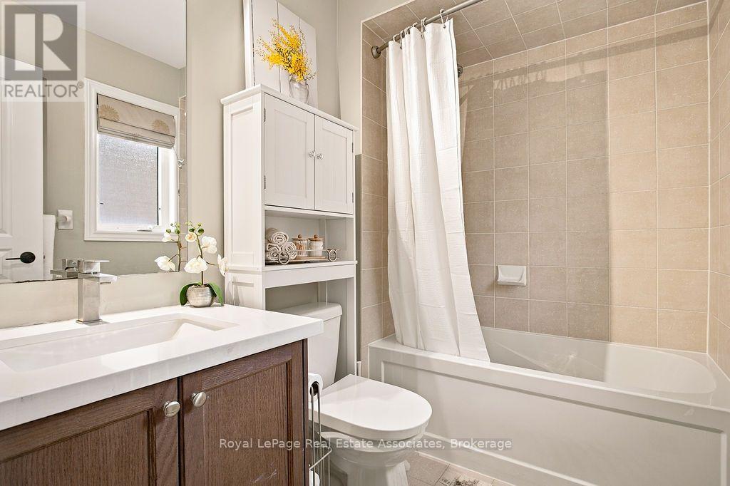 34 Humphrey Street Property Photo 33