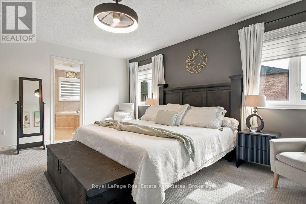 34 Humphrey Street Property Photo 36