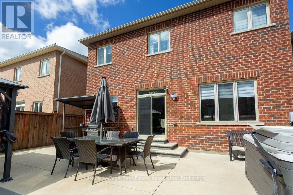 34 Humphrey Street Property Photo 42