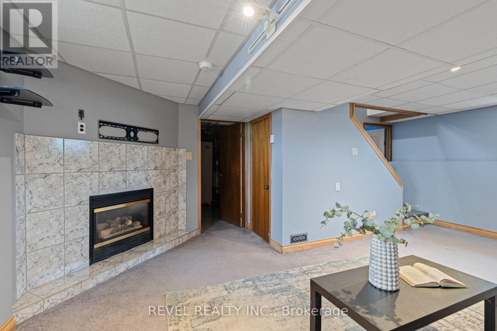 3 1/2 Dundonald Street Property Photo 28
