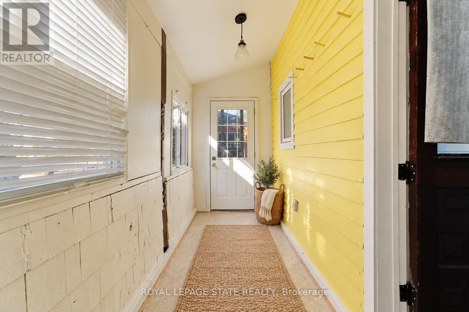 8 Tasker Street Property Photo 5