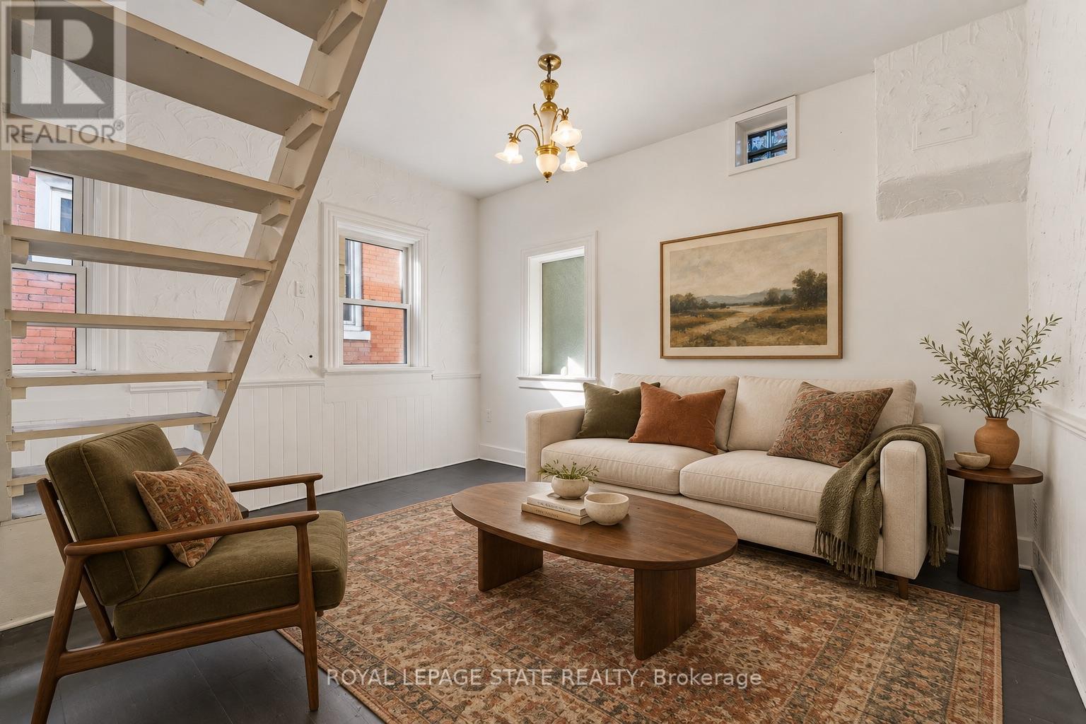 8 Tasker Street Property Photo 24