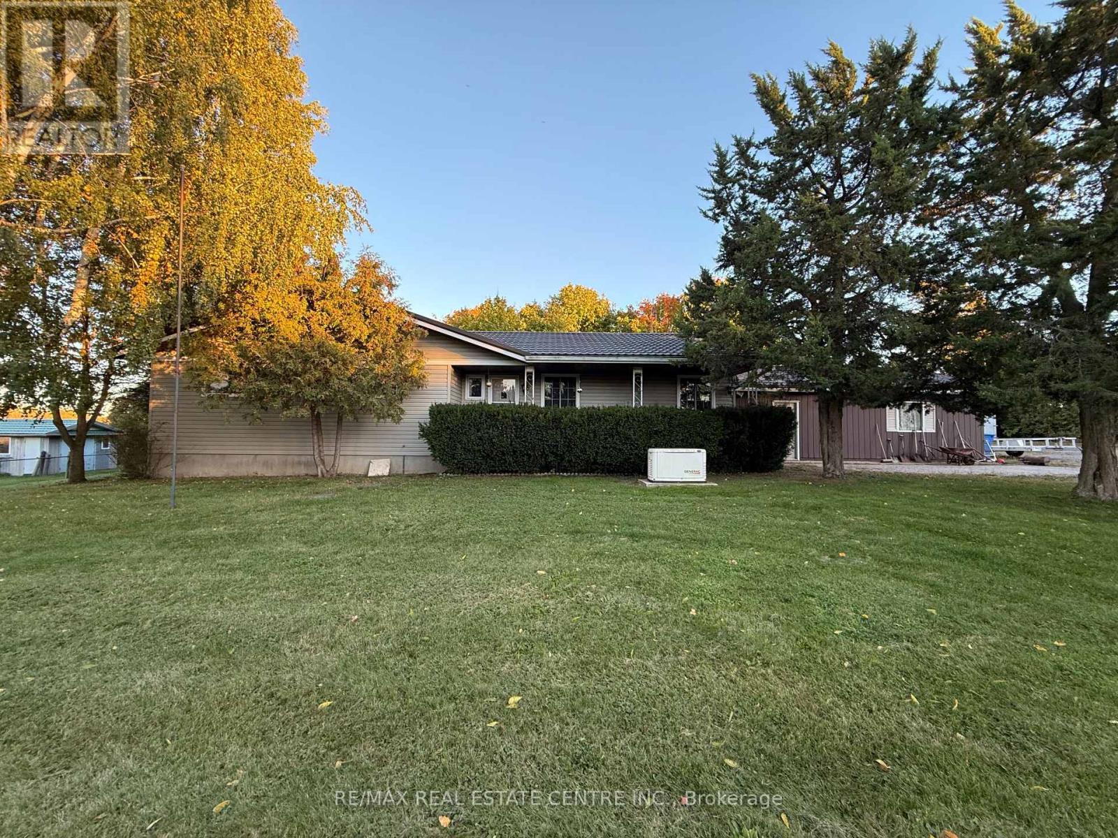 7745 Eastview Road Property Photo 5