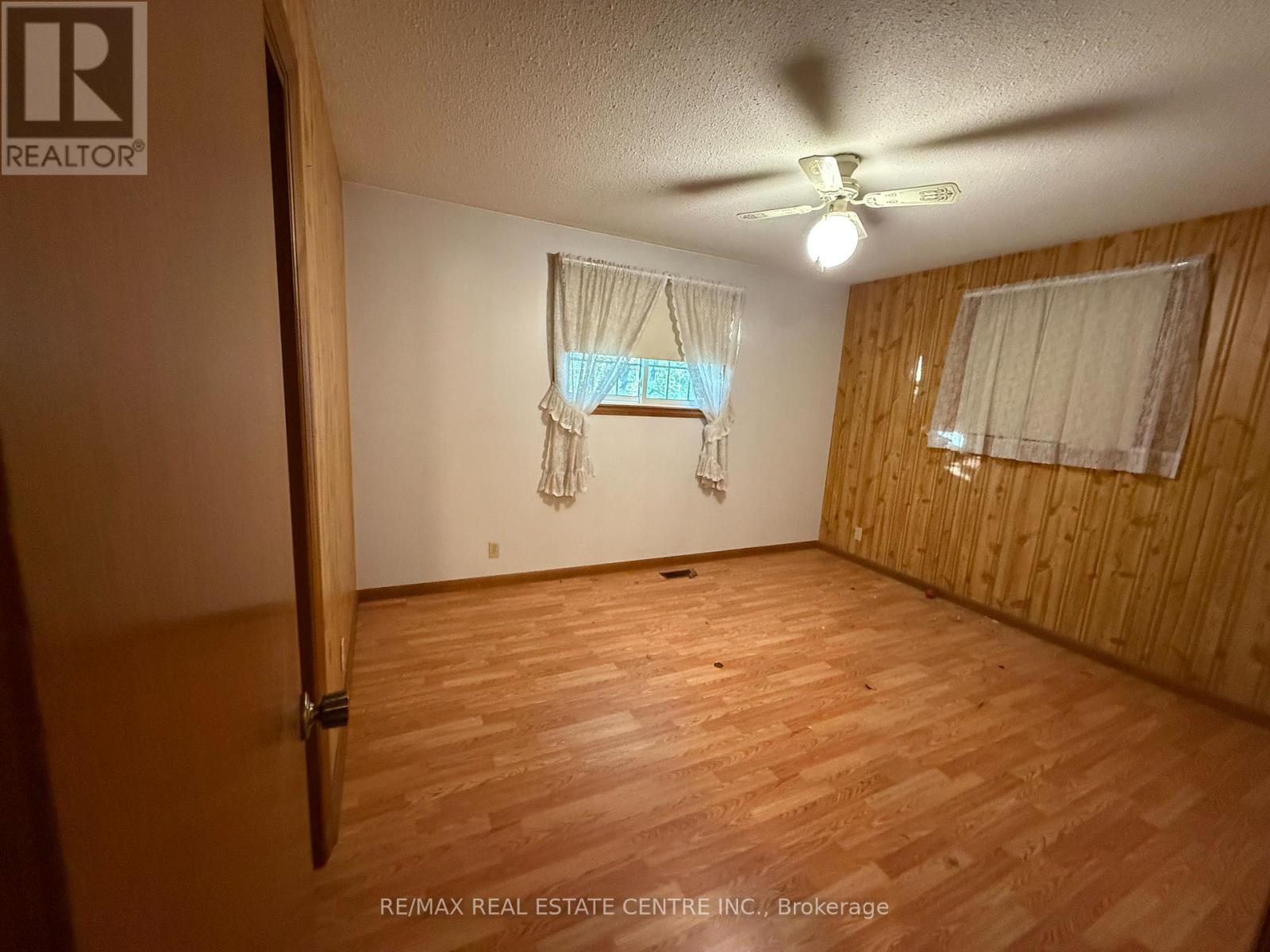 7745 Eastview Road Property Photo 12