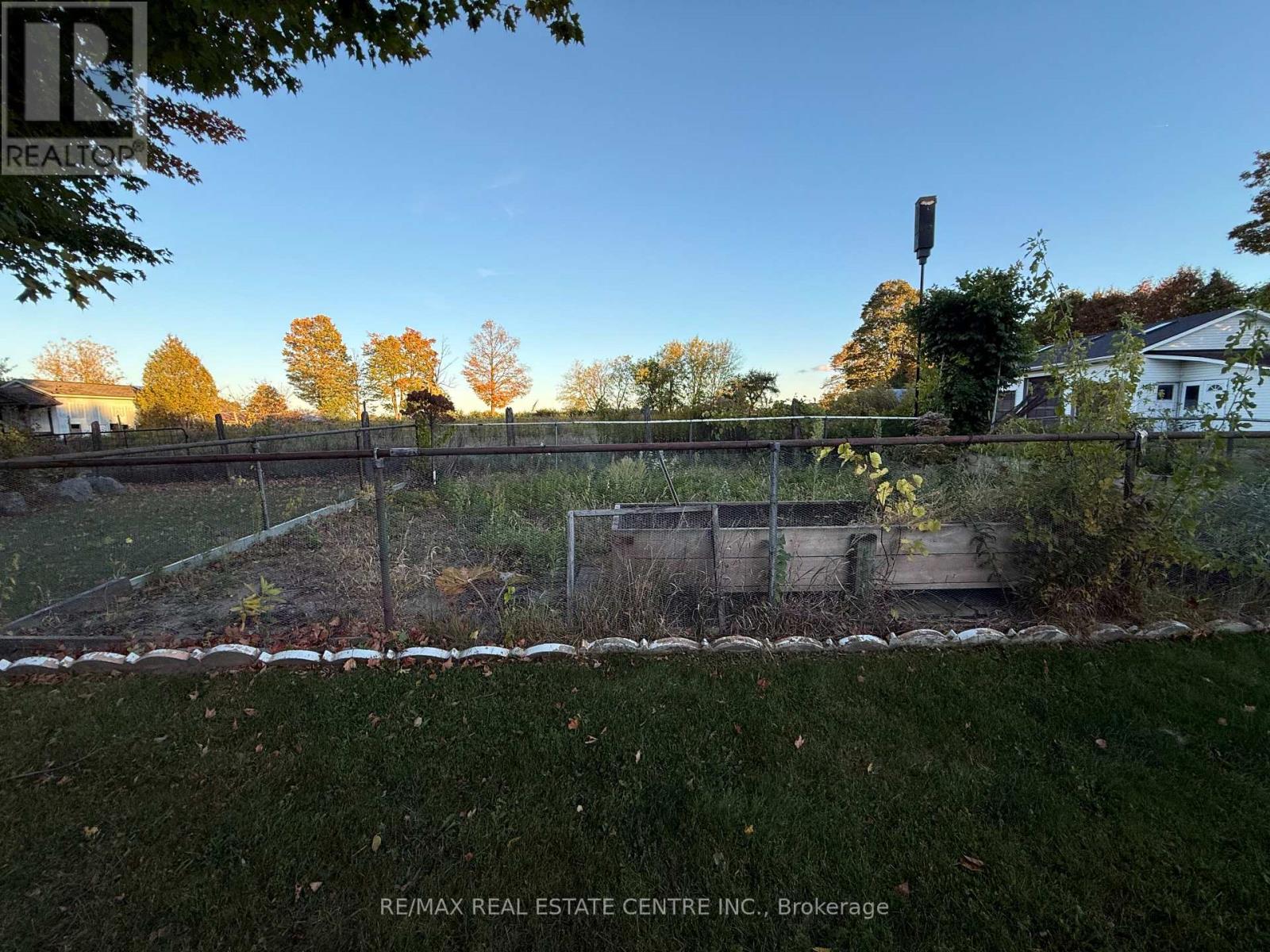7745 Eastview Road Property Photo 26