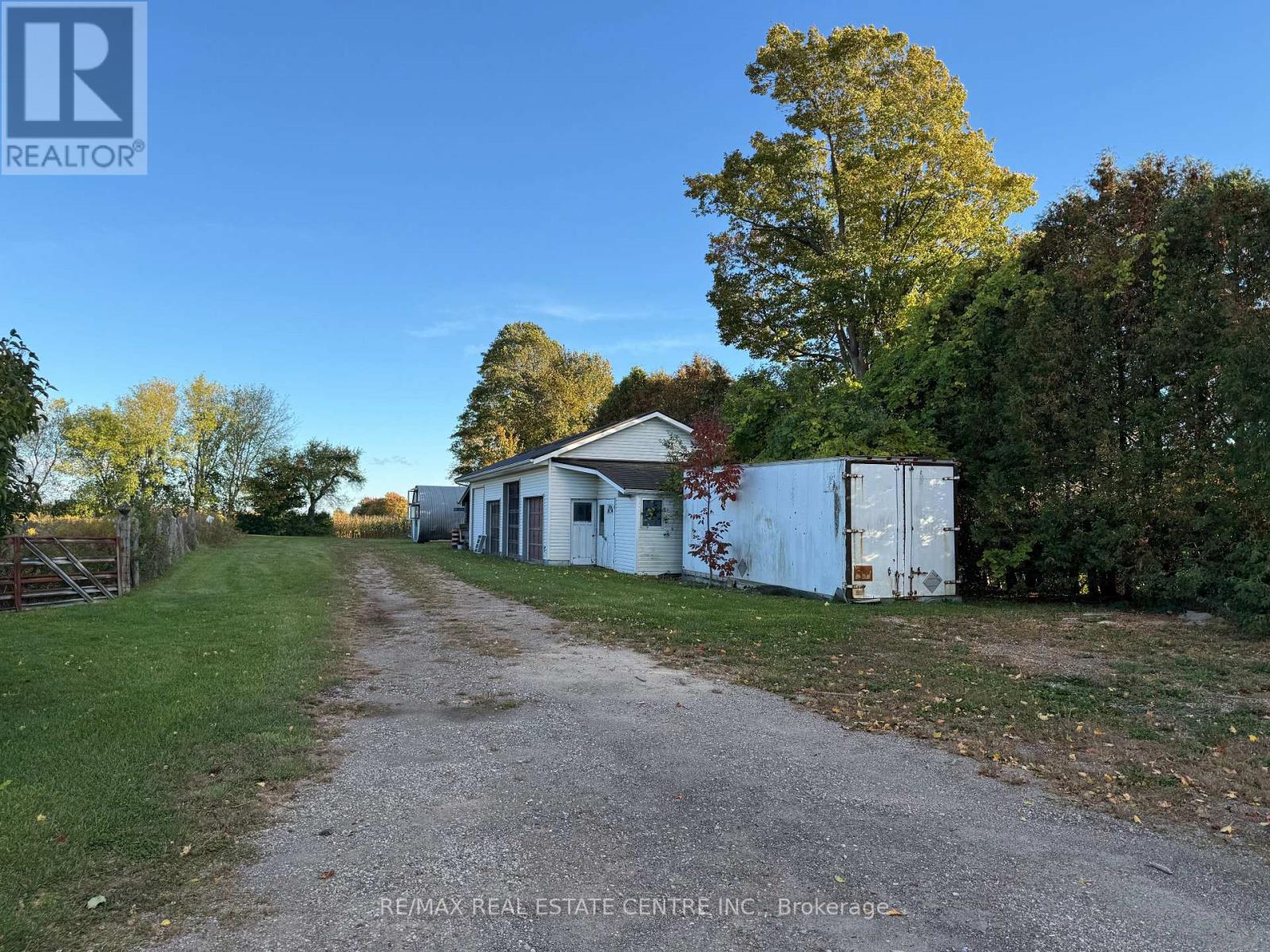 7745 Eastview Road Property Photo 29