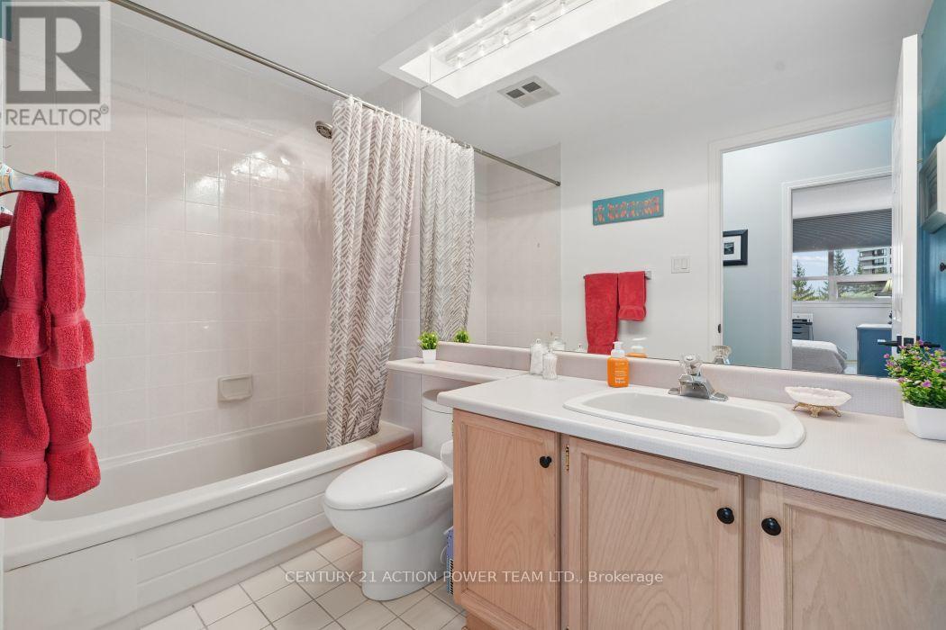406 - 1480 Riverside Drive Property Photo 26