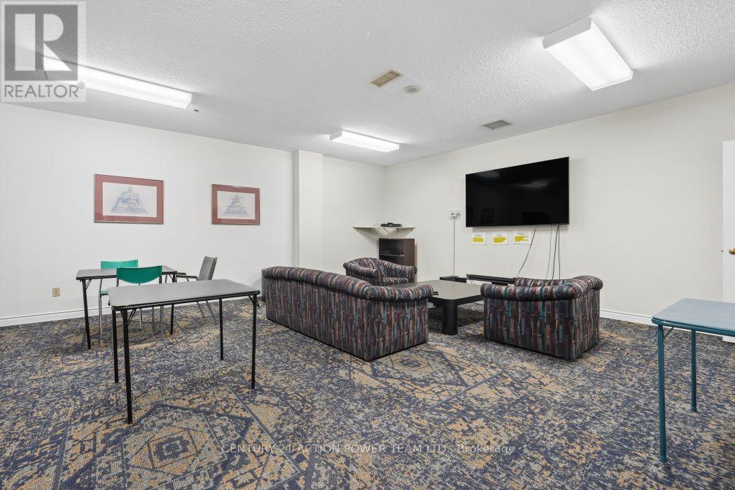 406 - 1480 Riverside Drive Property Photo 42