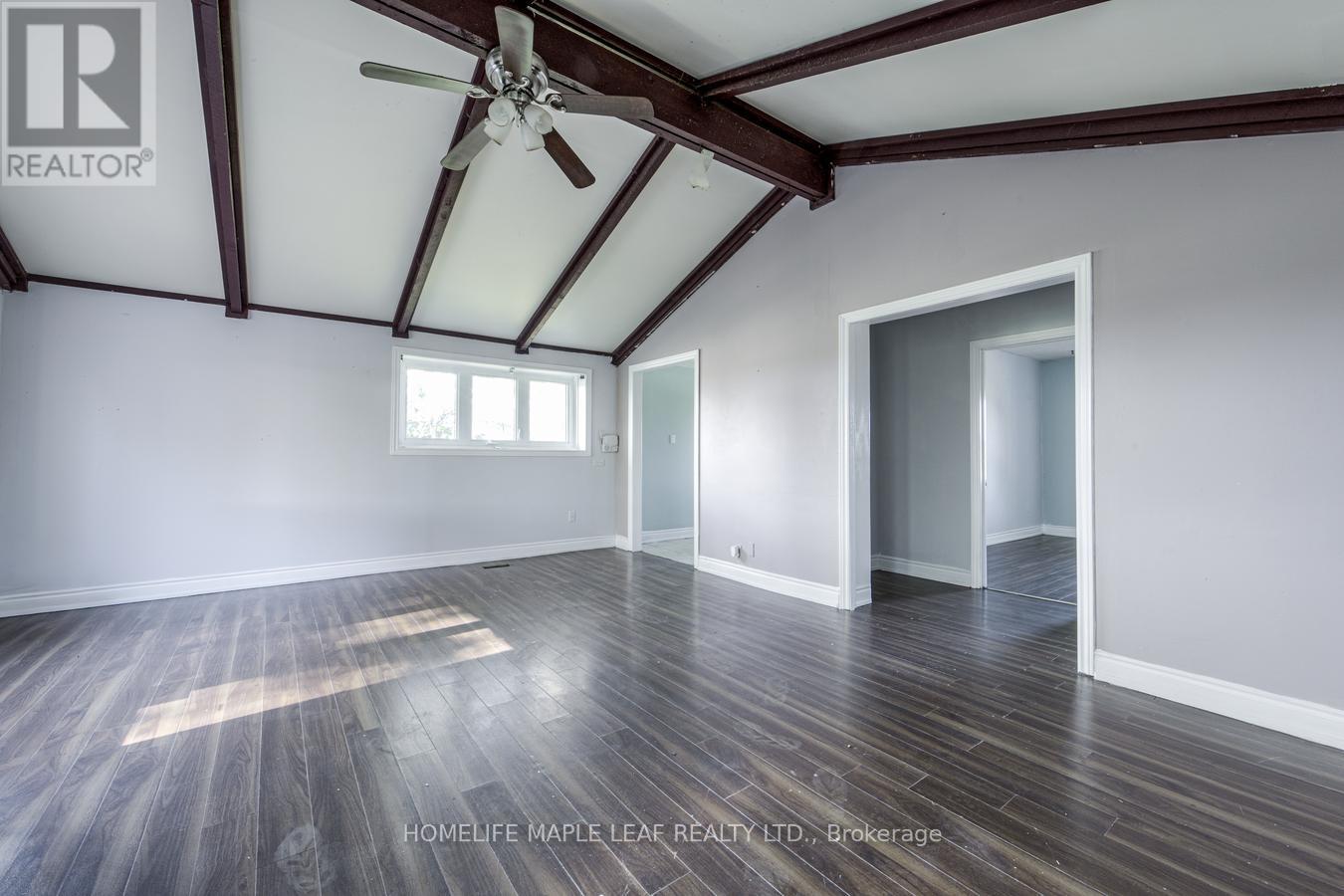 635551 Highway 10 Property Photo 4