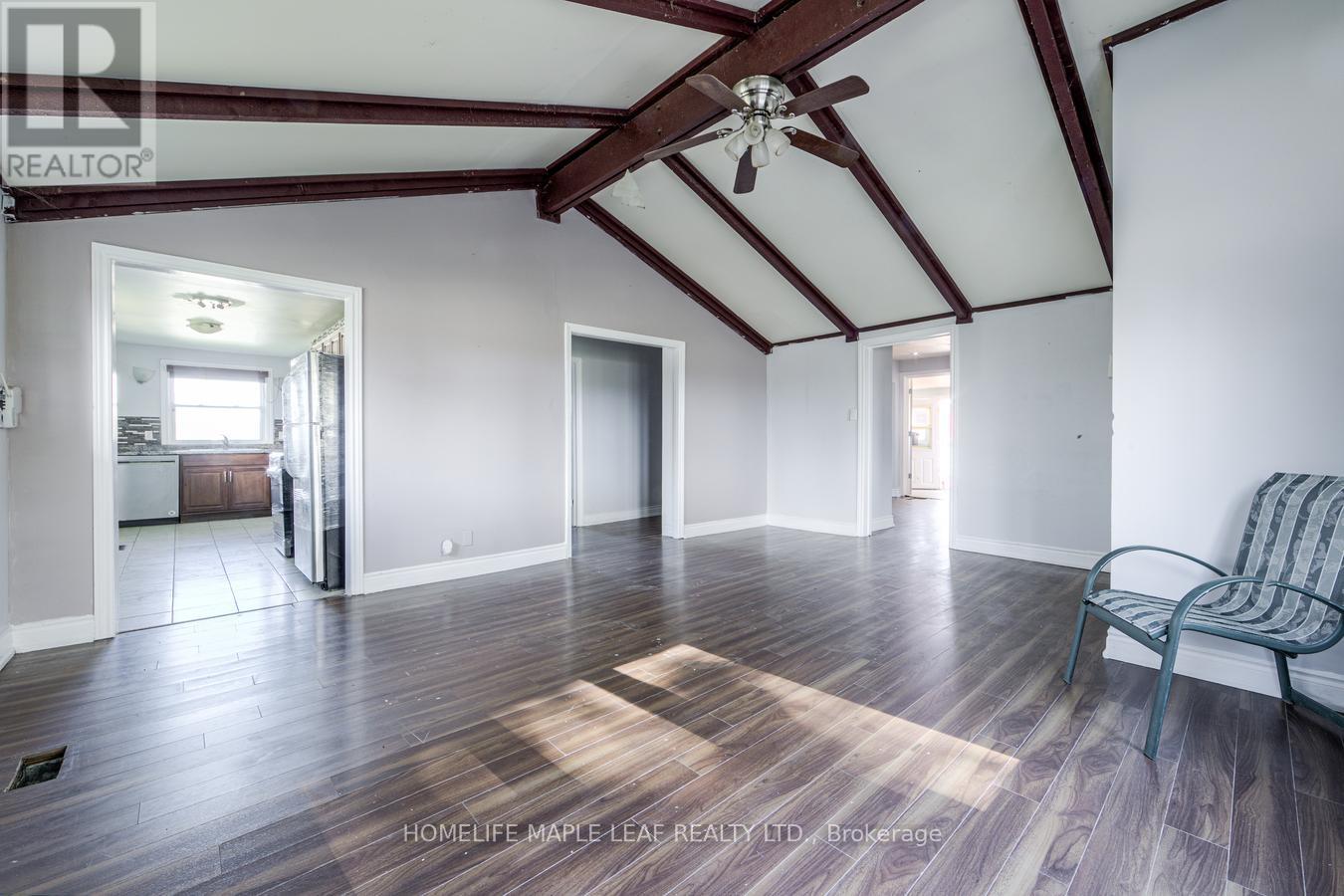 635551 Highway 10 Property Photo 7