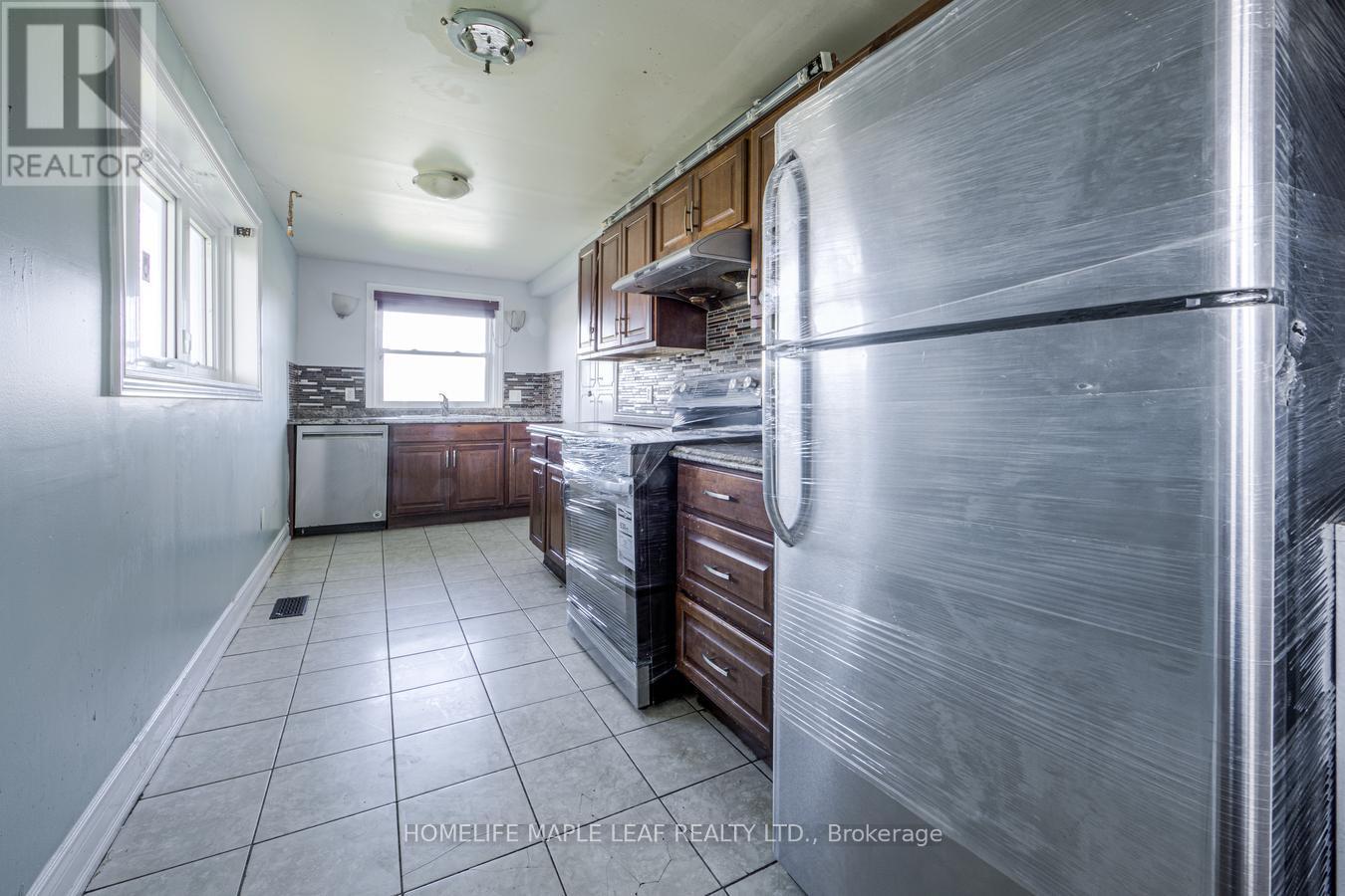 635551 Highway 10 Property Photo 8
