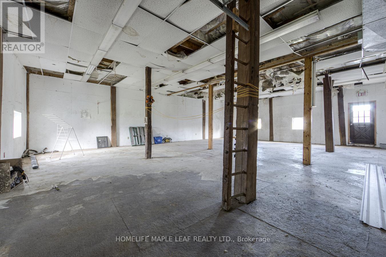 635551 Highway 10 Property Photo 28