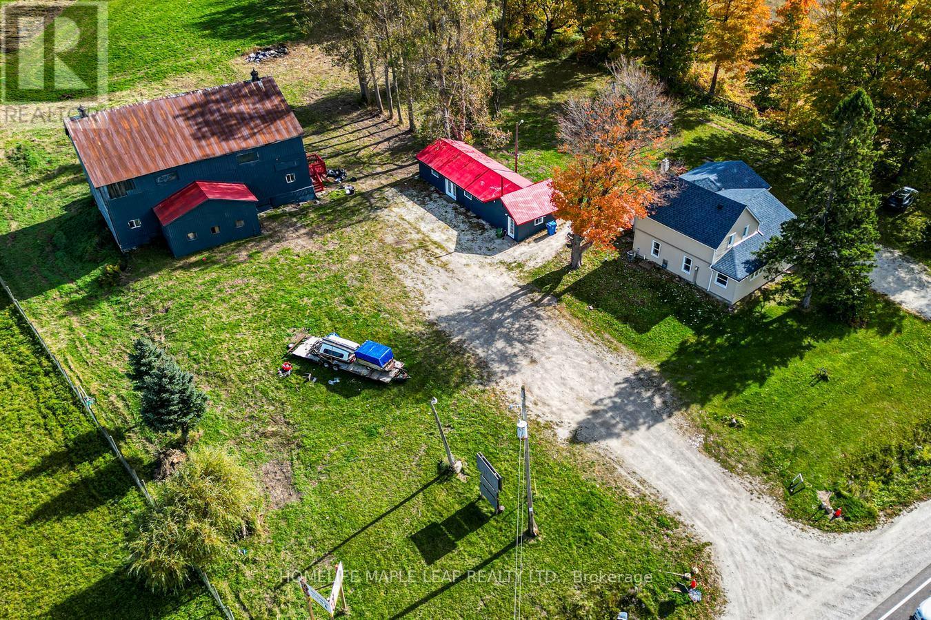 635551 Highway 10 Property Photo 36