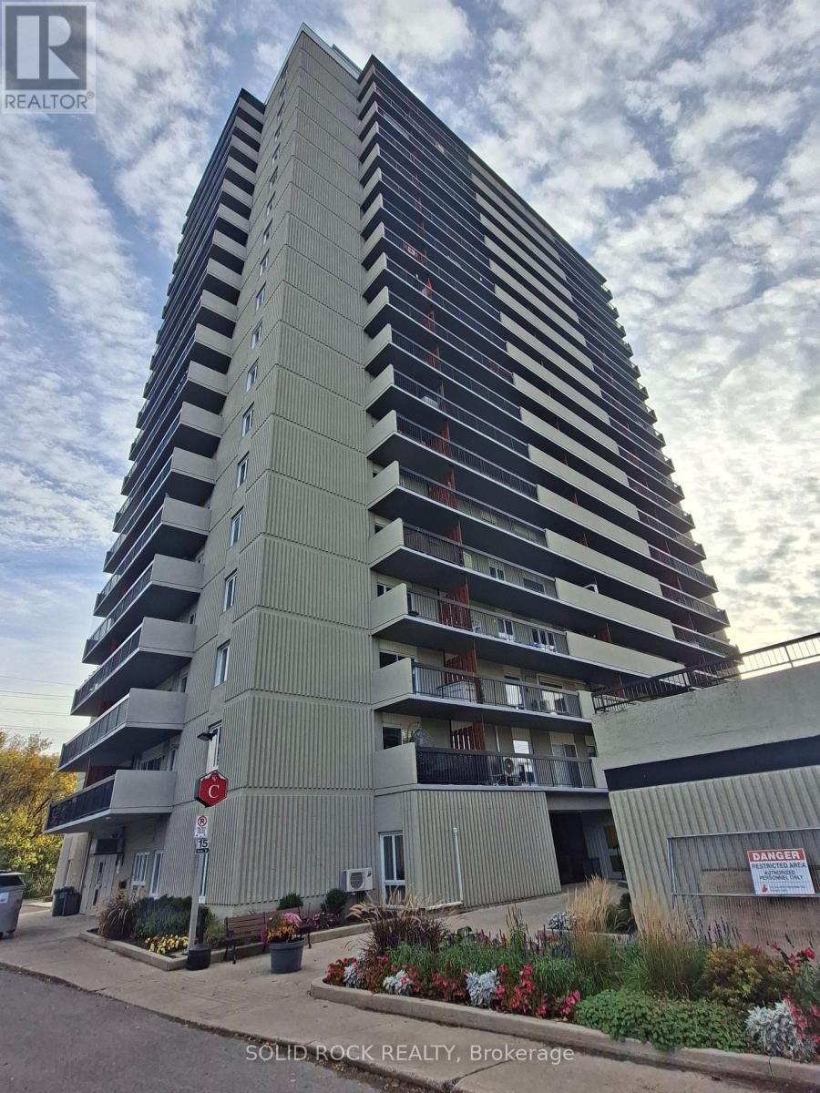 1209 - 158C MCARTHUR AVENUE Property Photo 1