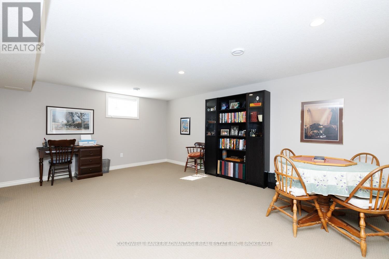 11 Willson Cross Property Photo 20