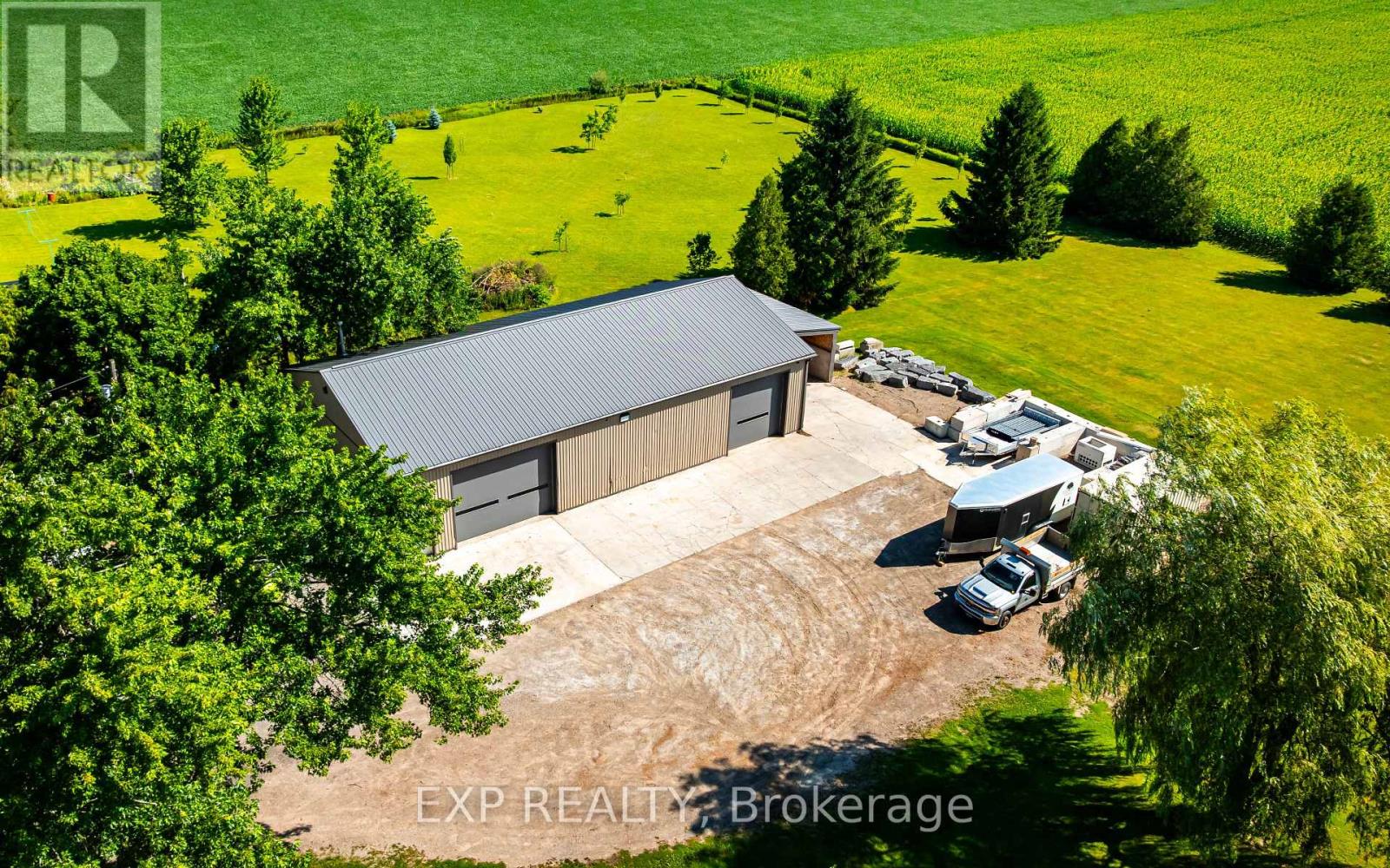 394175 County Rd 12 Property Photo 4