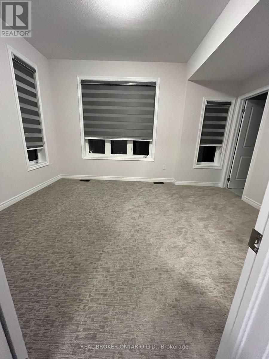 1 - 100 Hollywood Court Property Photo 21