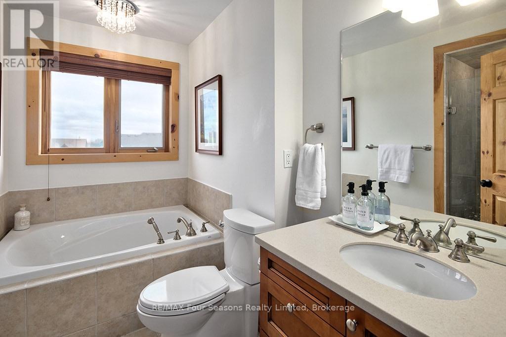 184 National Drive Property Photo 24