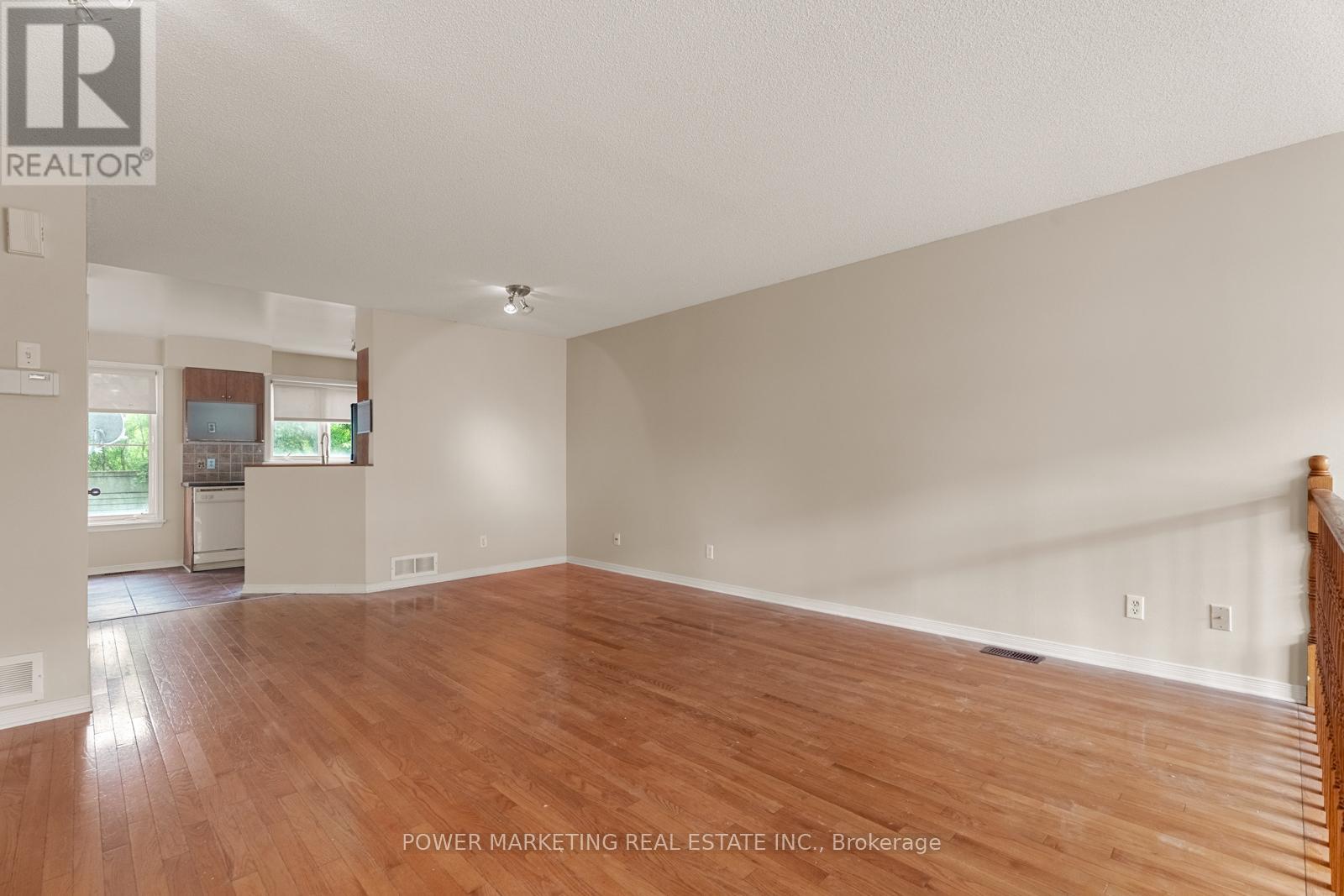 10 - 1701 Blohm Drive Property Photo 6
