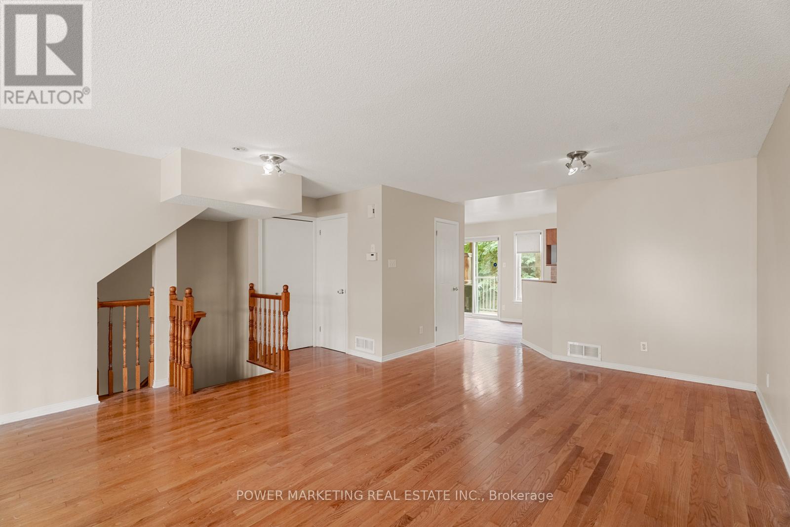 10 - 1701 Blohm Drive Property Photo 9