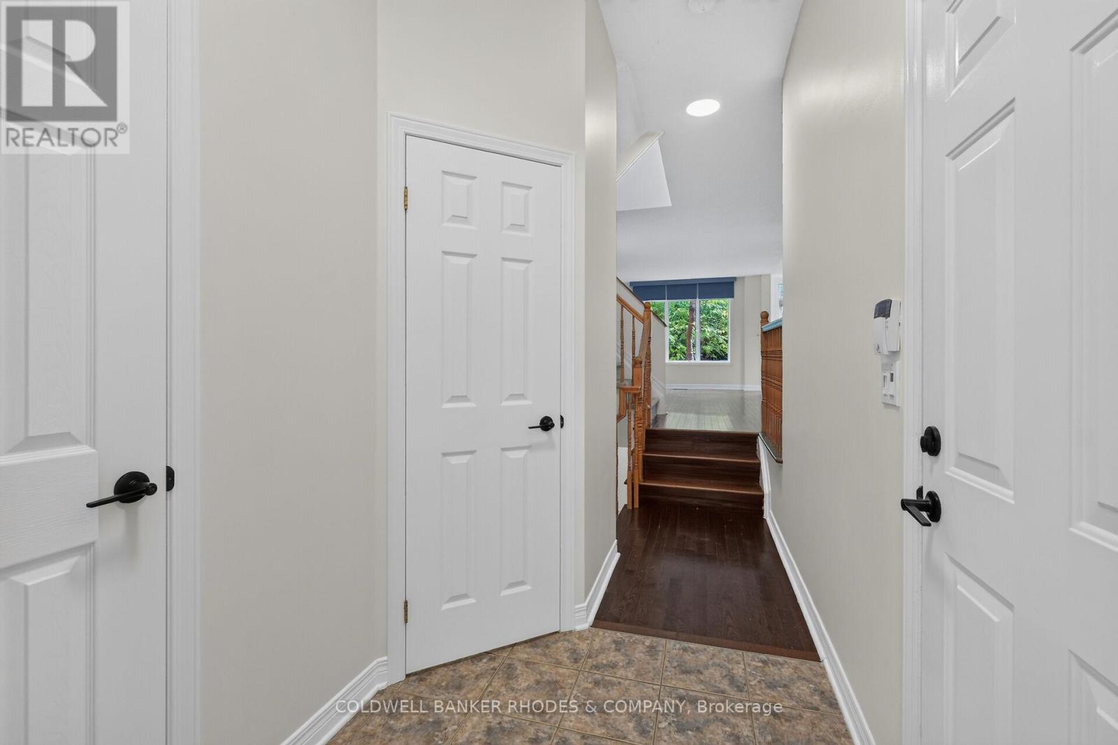 62 Sonata Place Property Photo 5