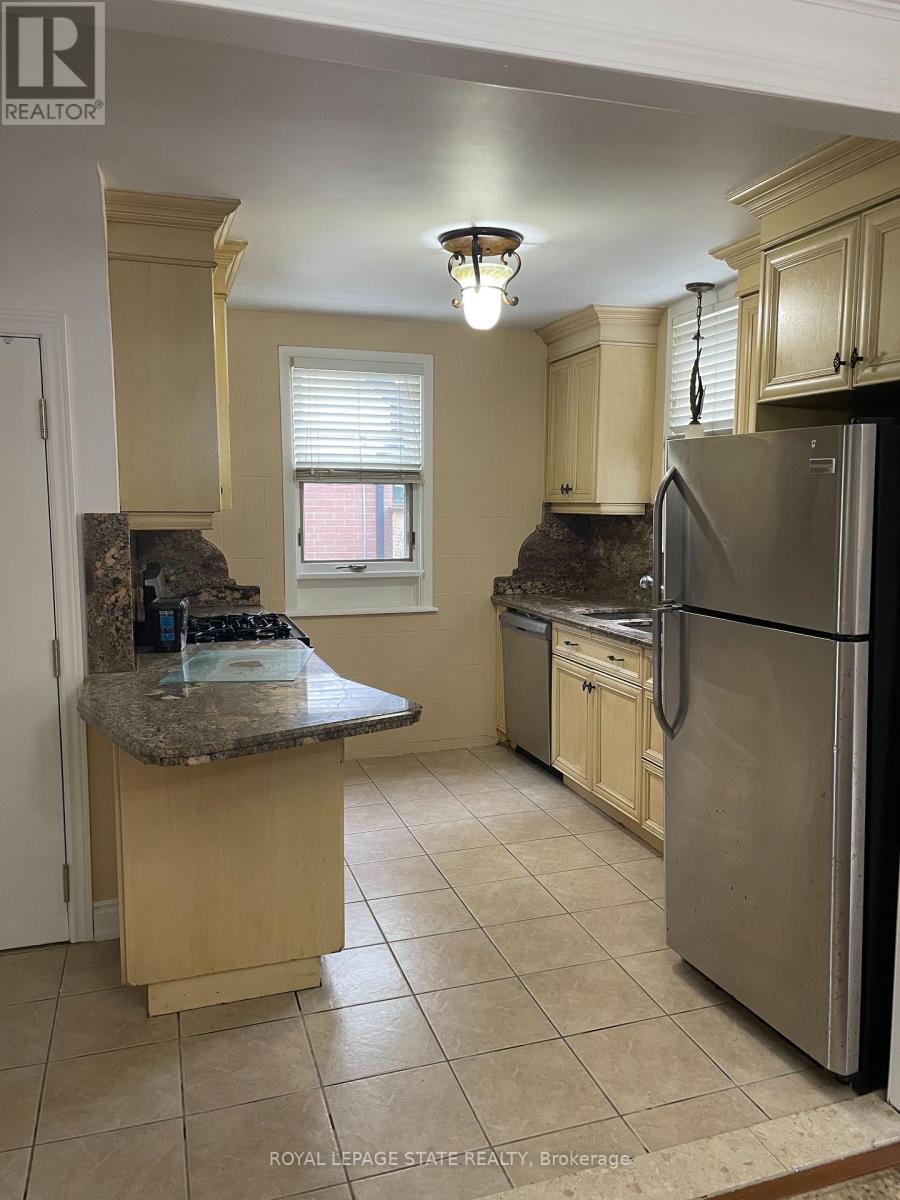 Upper - 225 East 14th Street Property Photo 9