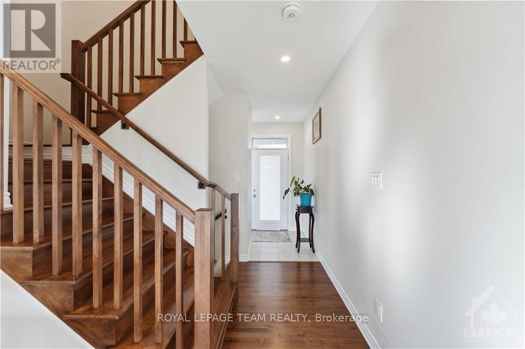 4118 Obsidian Street Property Photo 6