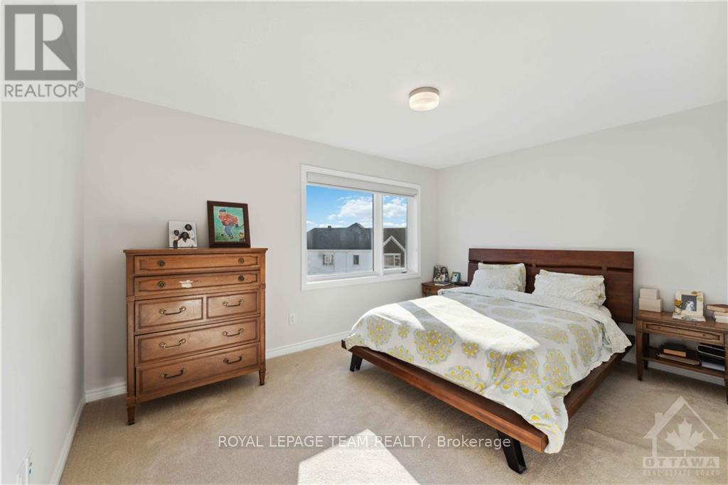4118 Obsidian Street Property Photo 16