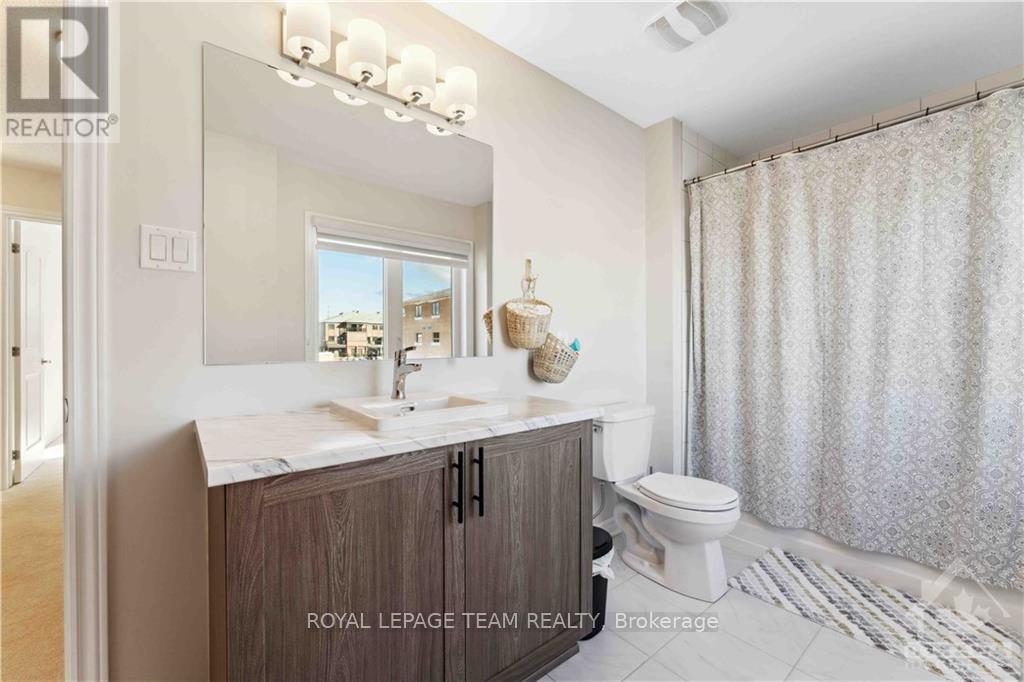 4118 Obsidian Street Property Photo 20