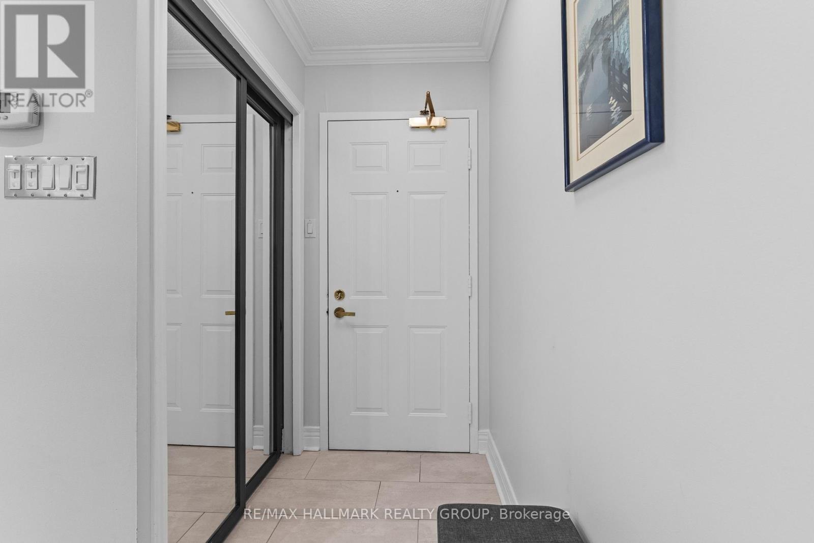 211 - 959 North River Road Property Photo 19
