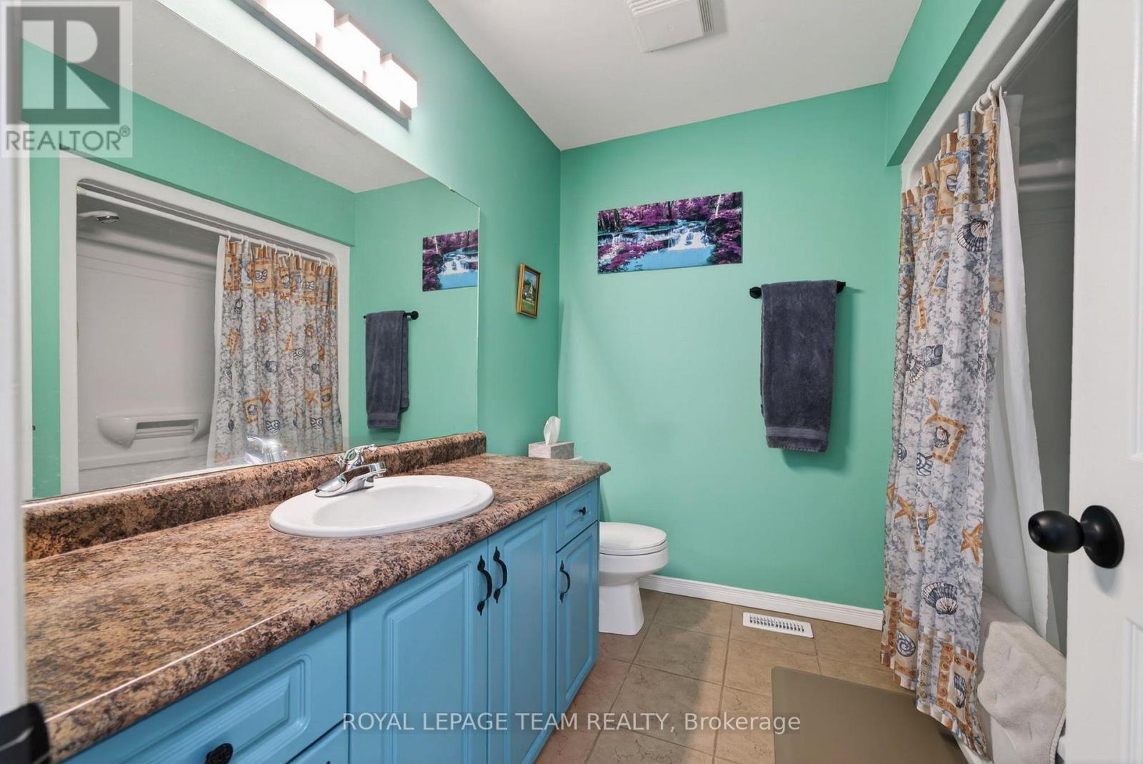 106 Hemlock Crescent Property Photo 19