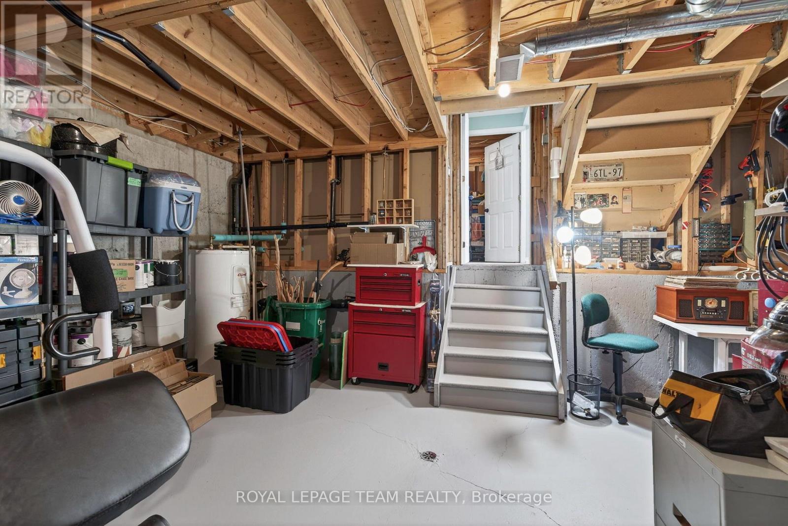 106 Hemlock Crescent Property Photo 28