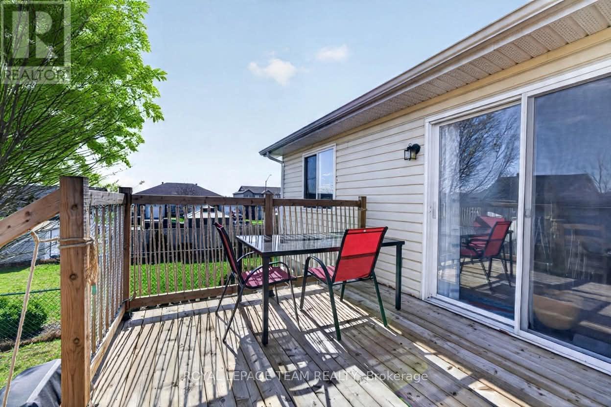 106 Hemlock Crescent Property Photo 30