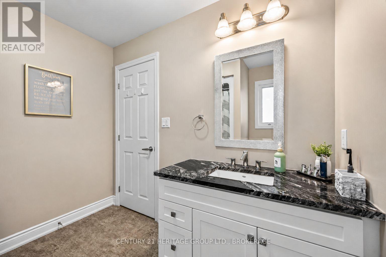 1530 Albany Drive Property Photo 23