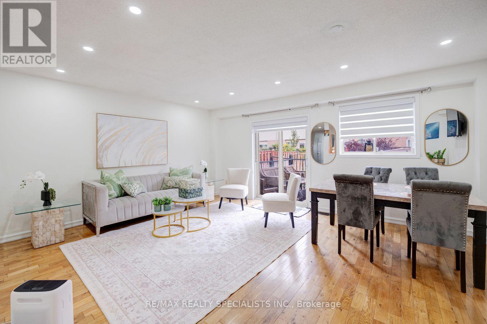 1754 Upper Gage Avenue Property Photo 11